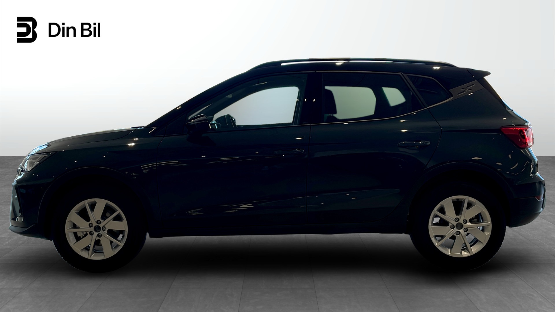 SEAT Arona THY79C