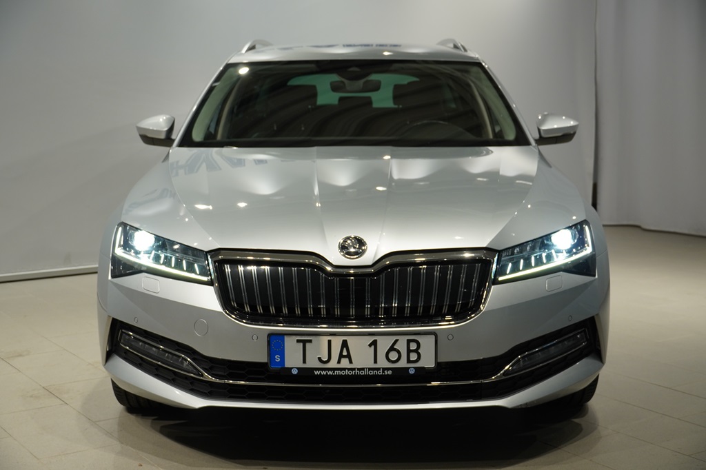 Skoda Superb TJA16B