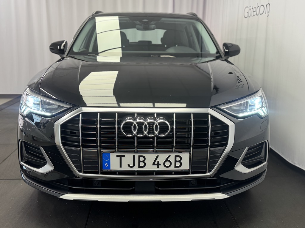 Audi Q3 TJB46B
