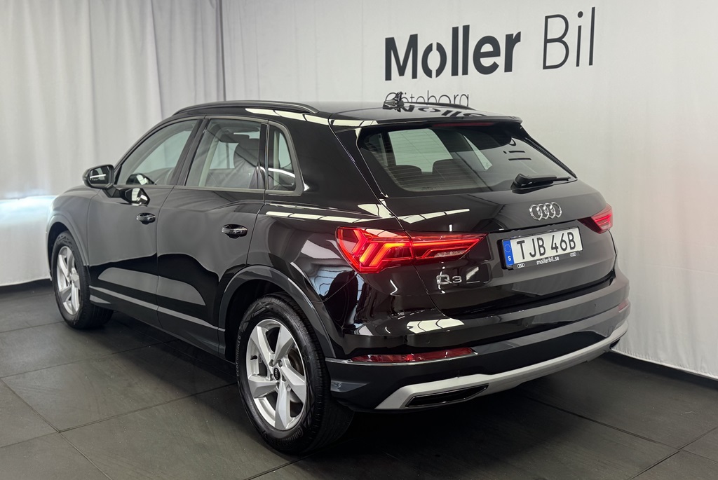 Audi Q3 TJB46B