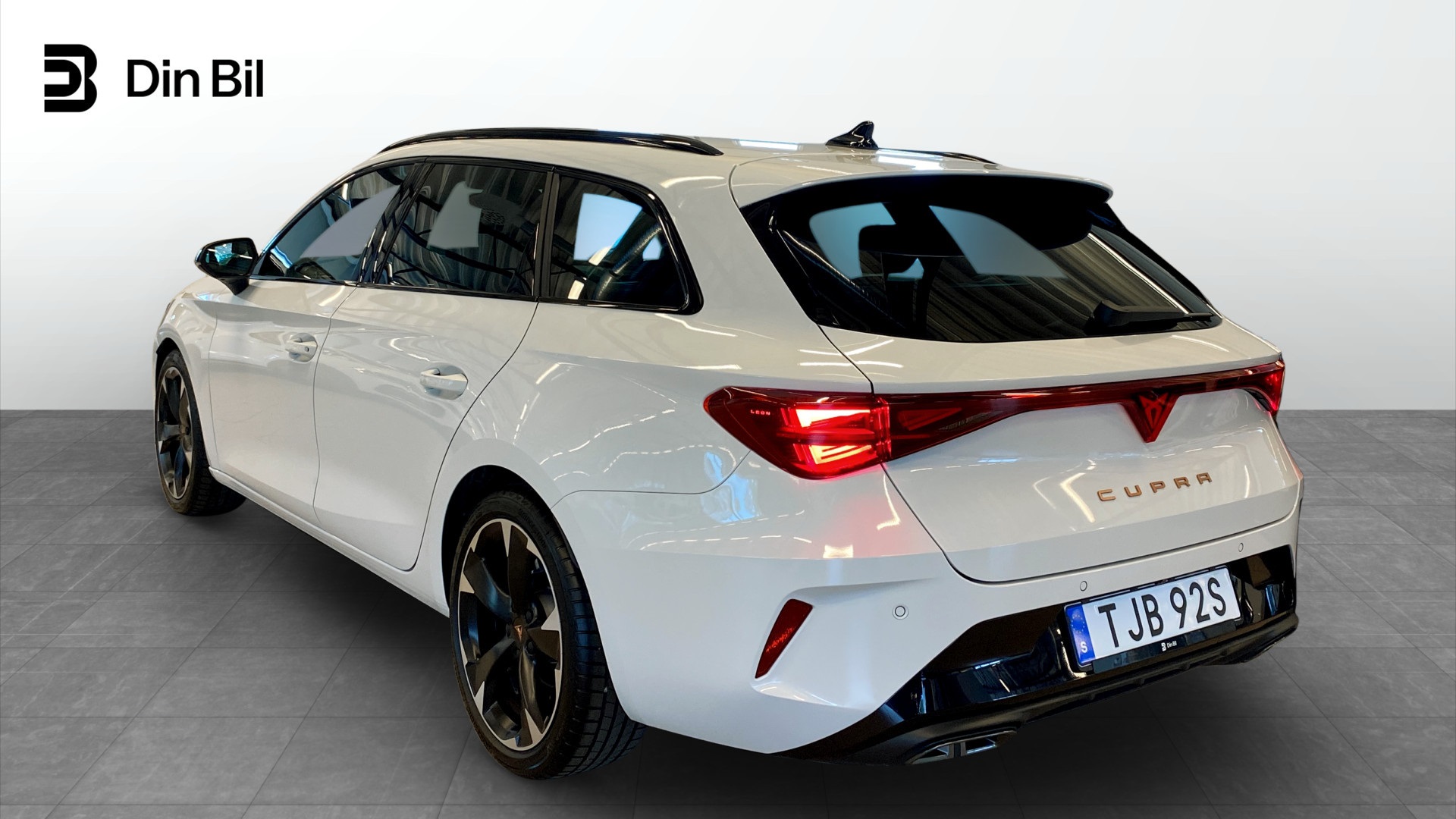 CUPRA Leon Sportstourer TJB92S