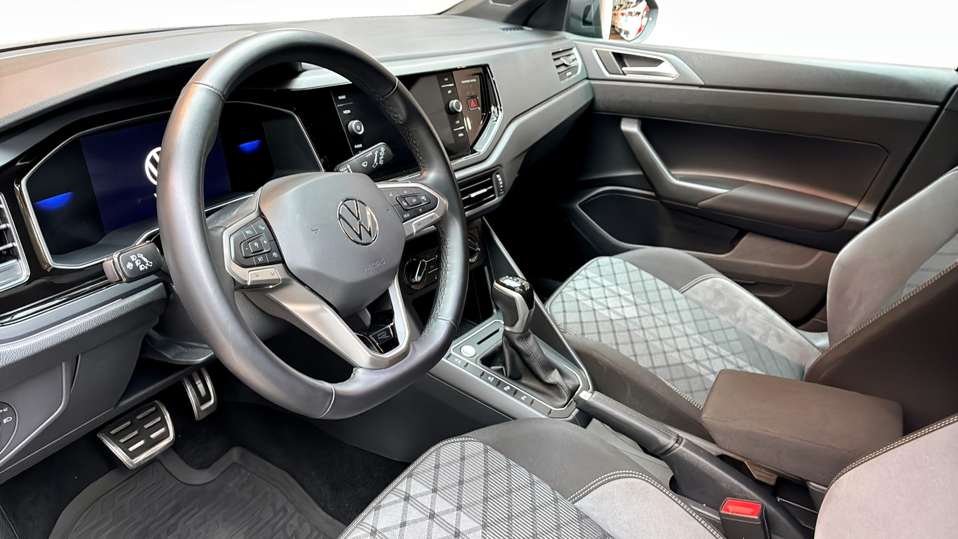 Volkswagen Taigo TJJ11F