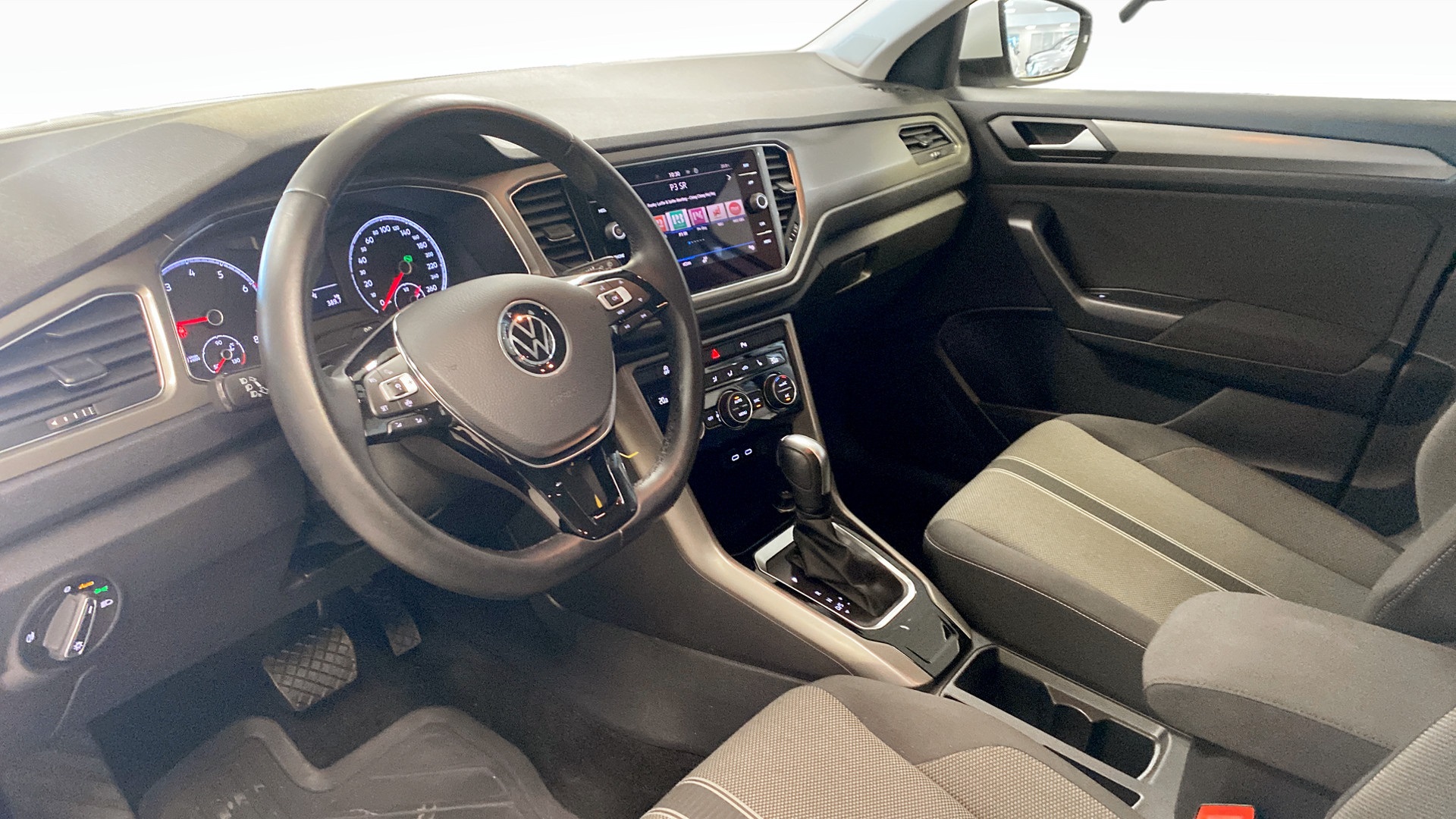 Volkswagen T-Roc TKA27H
