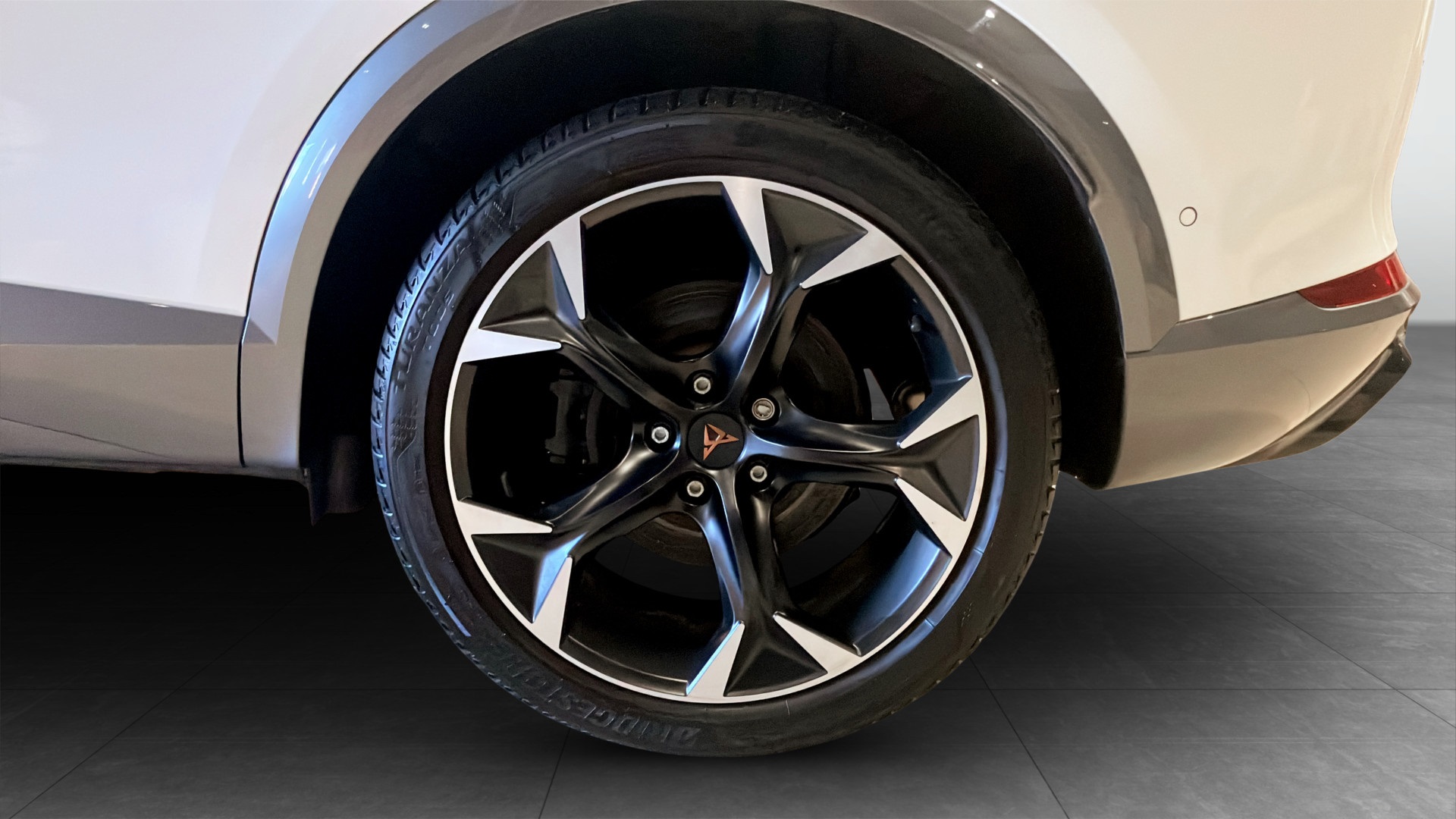 SEAT Cupra TKT78N