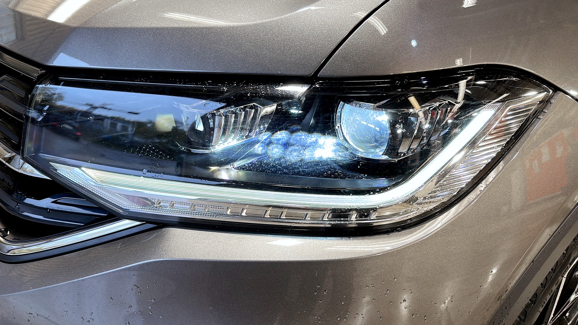 Volkswagen T-Cross TLZ06U