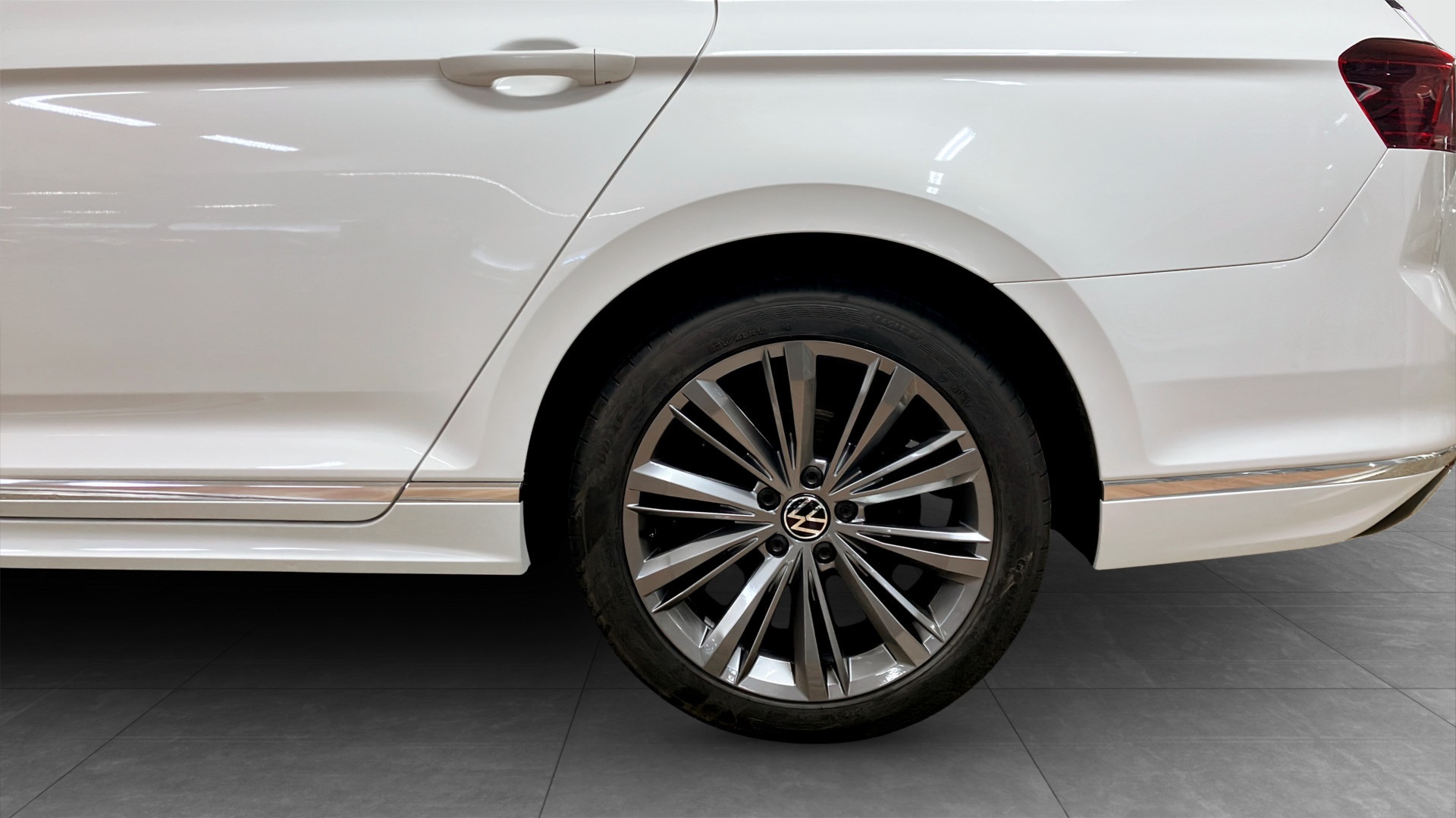 Volkswagen Passat Sportscombi TMB37A