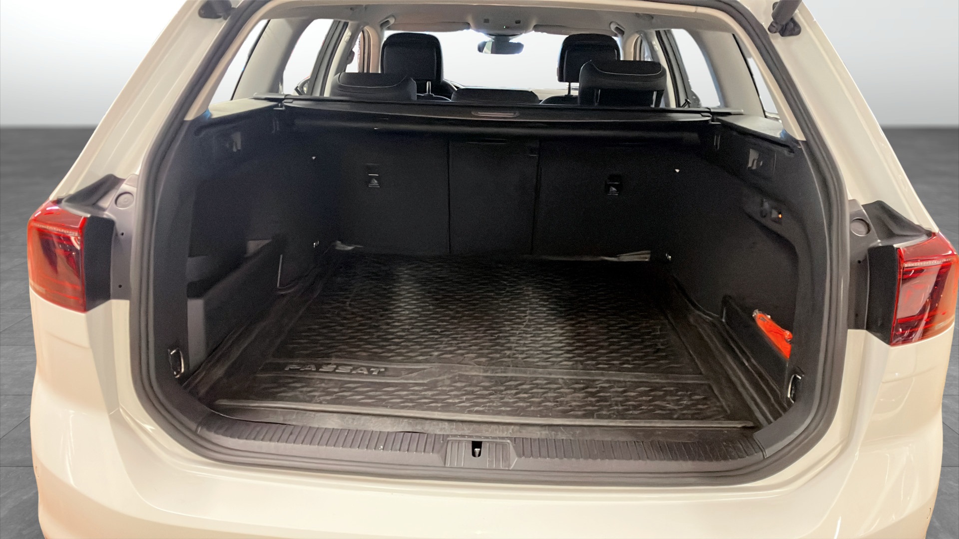 Volkswagen Passat Sportscombi TMB37A
