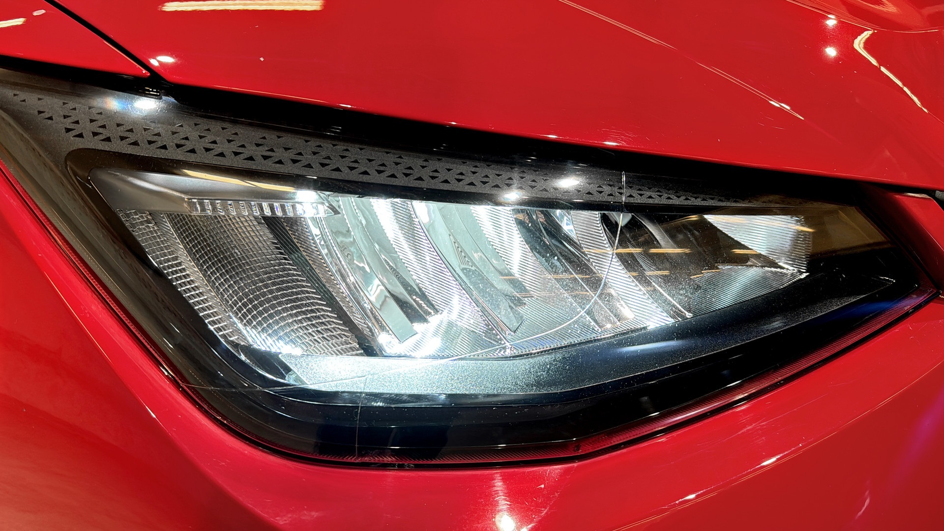 SEAT Arona TMD69C