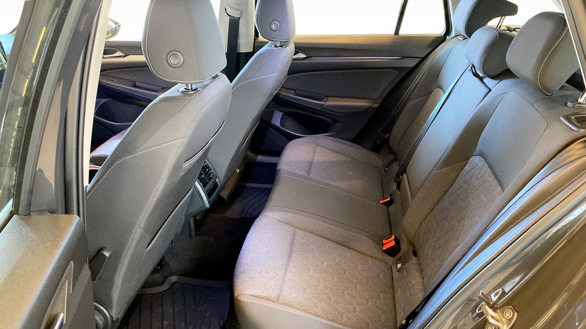 Volkswagen Golf Sportscombi TNH99J