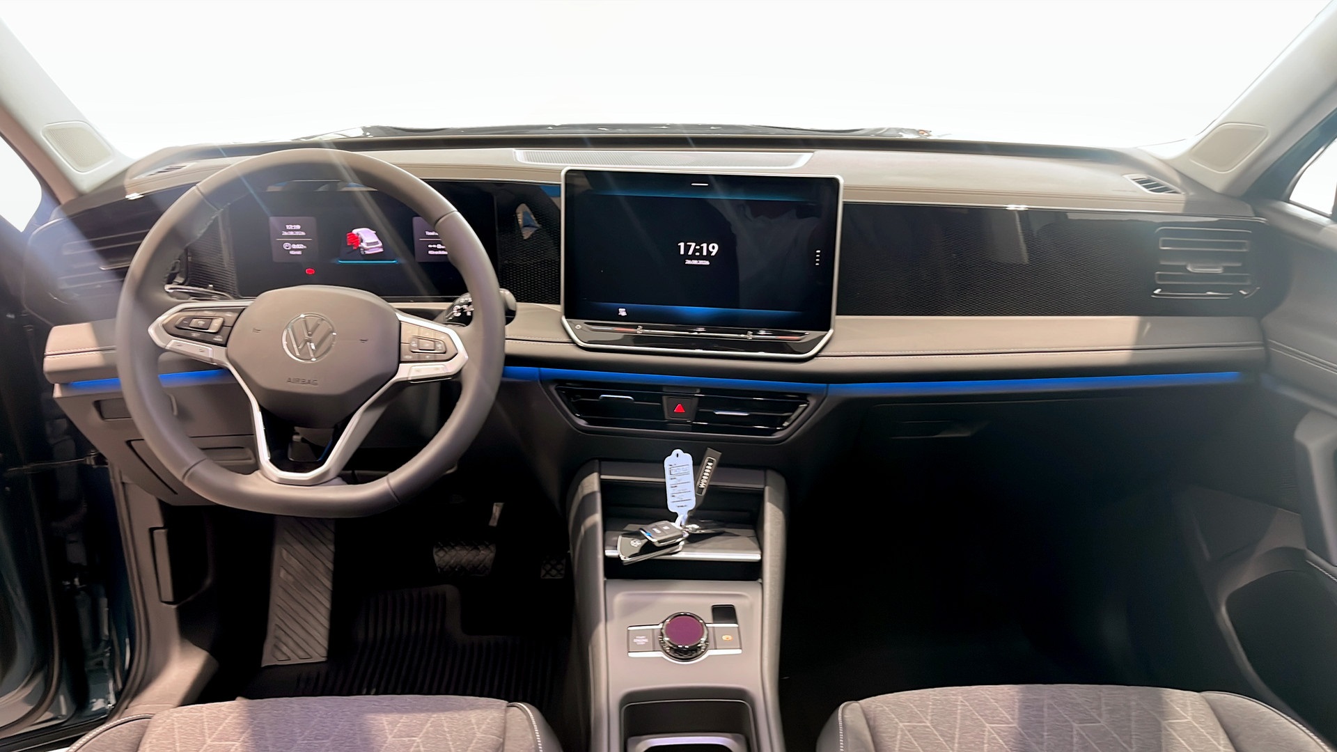 Volkswagen Tiguan TNJ12C