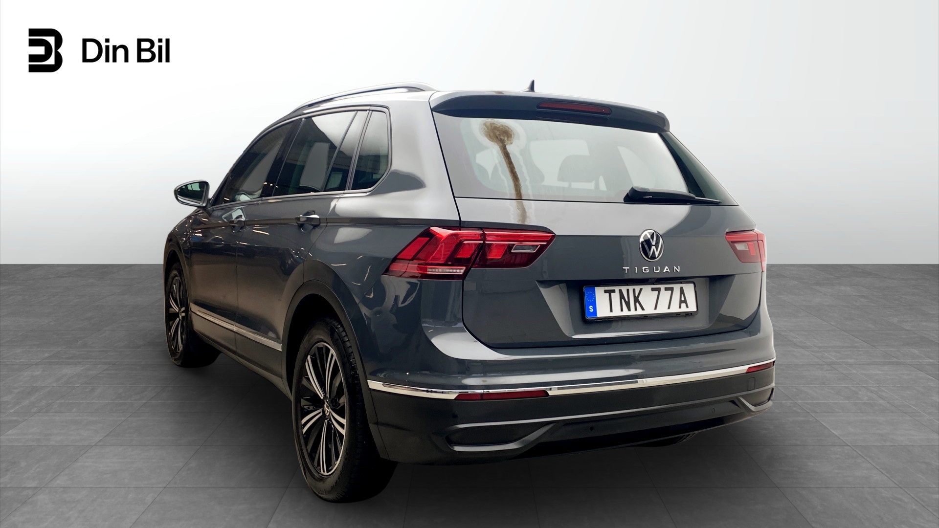 Volkswagen Tiguan TNK77A