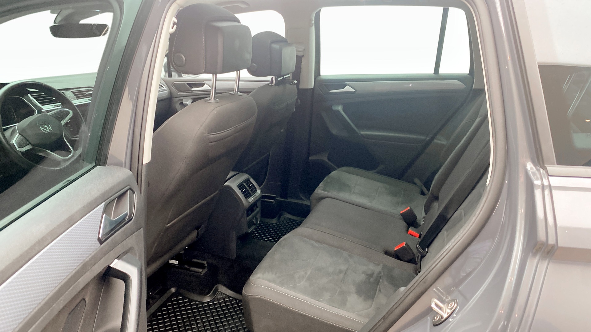 Volkswagen Tiguan TNK77A