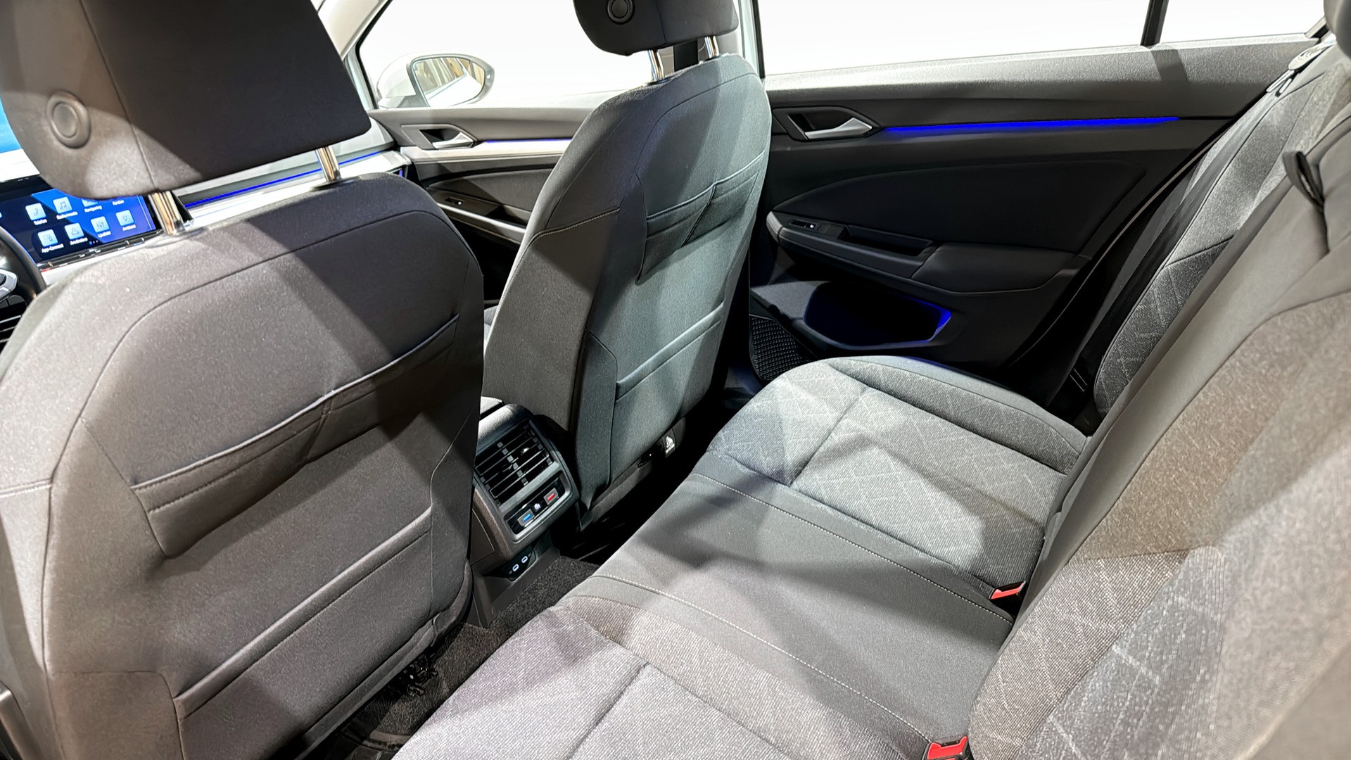 Volkswagen Golf TOO878