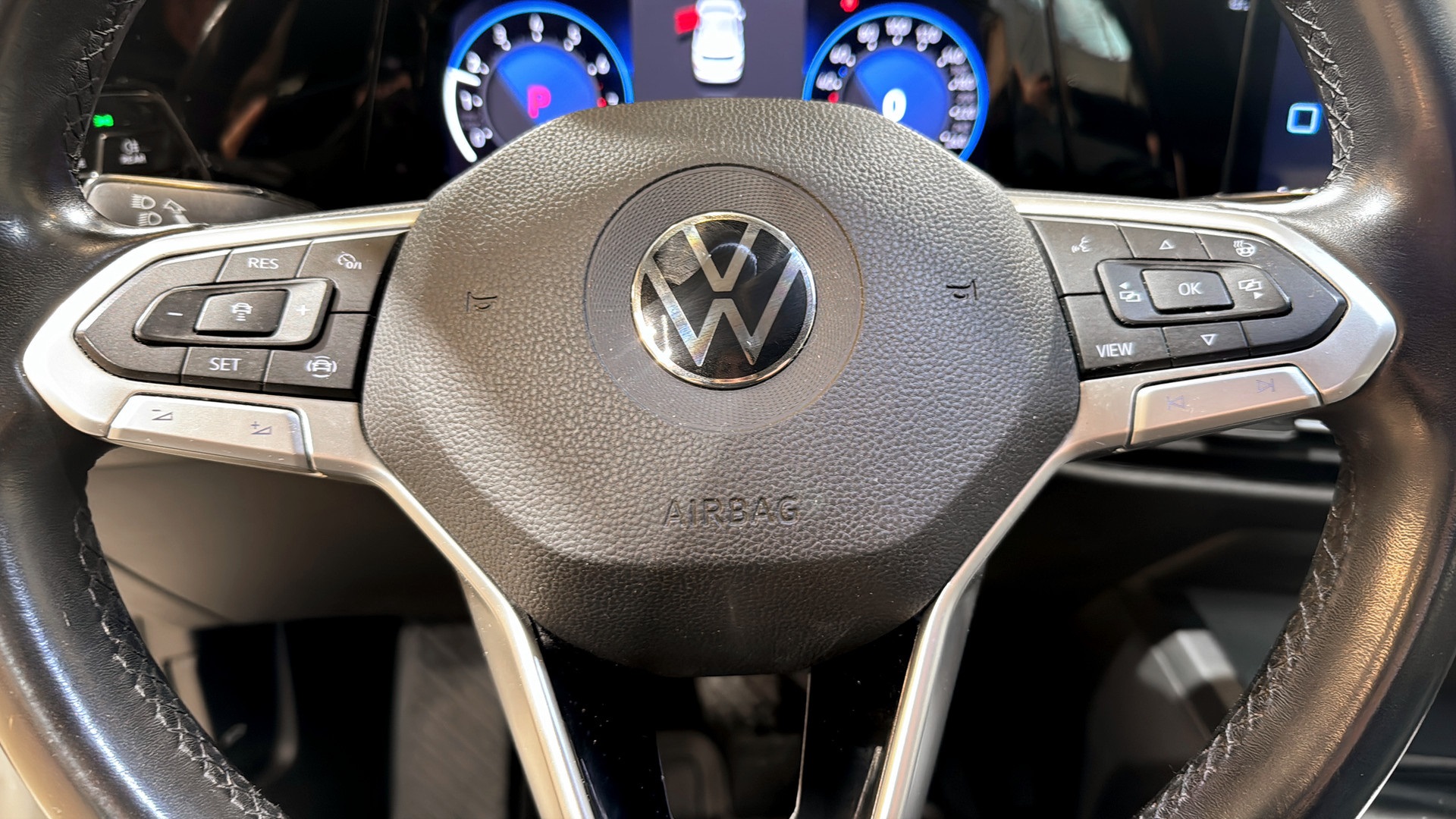 Volkswagen Golf TOO878