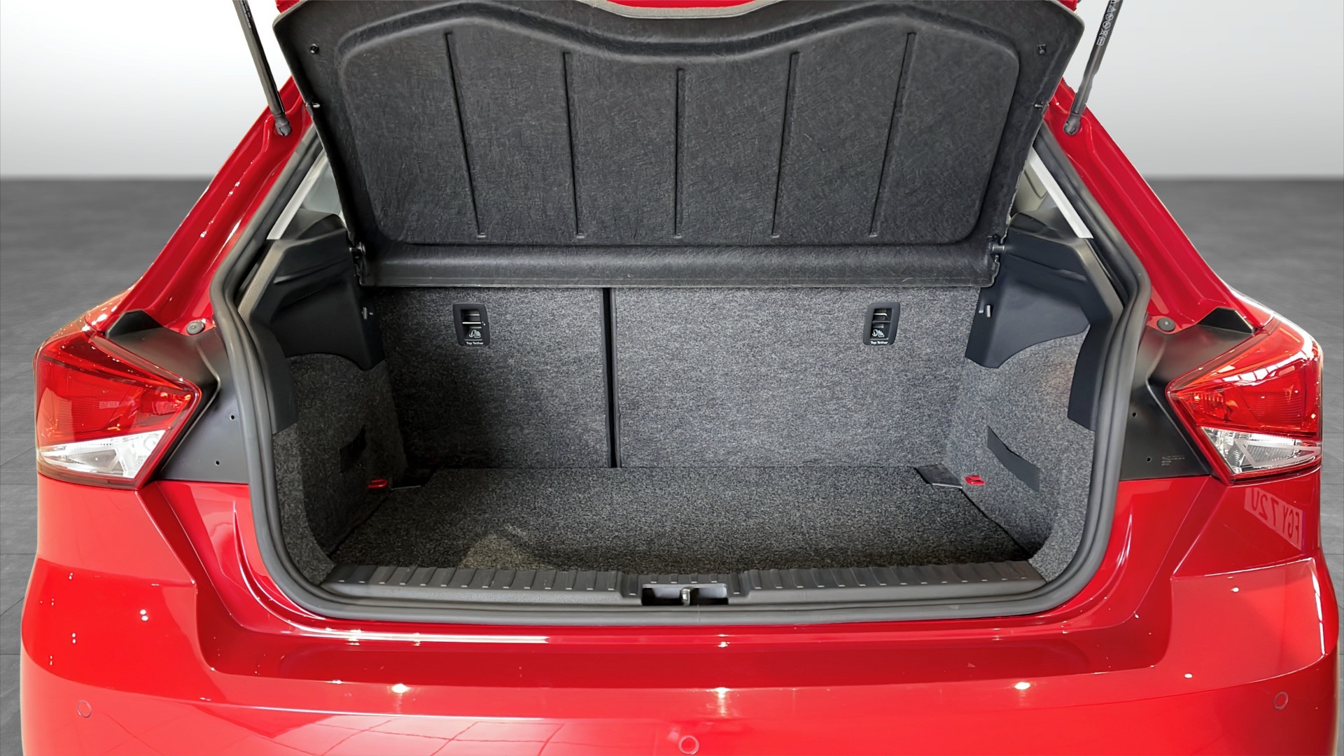 SEAT Ibiza TRA16H
