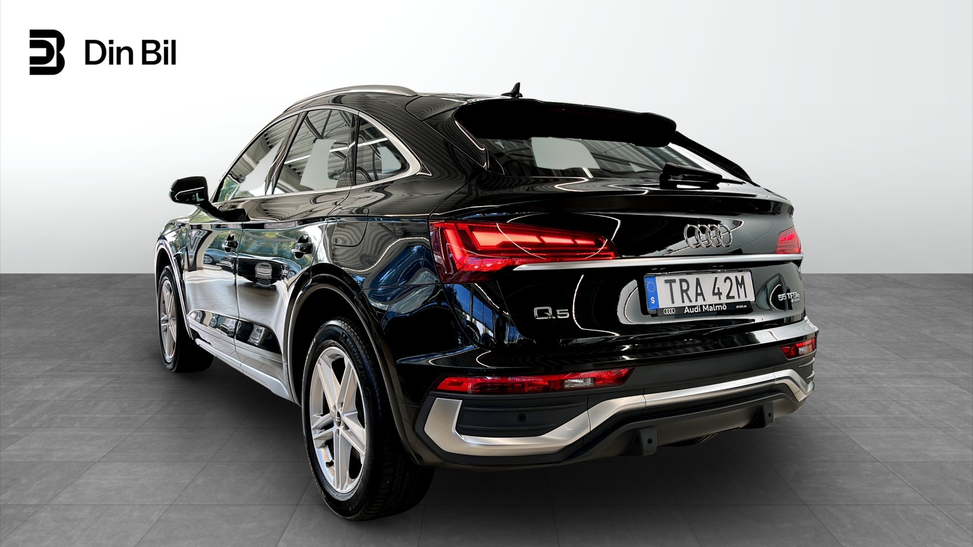 Audi Q5 Sportback TRA42M