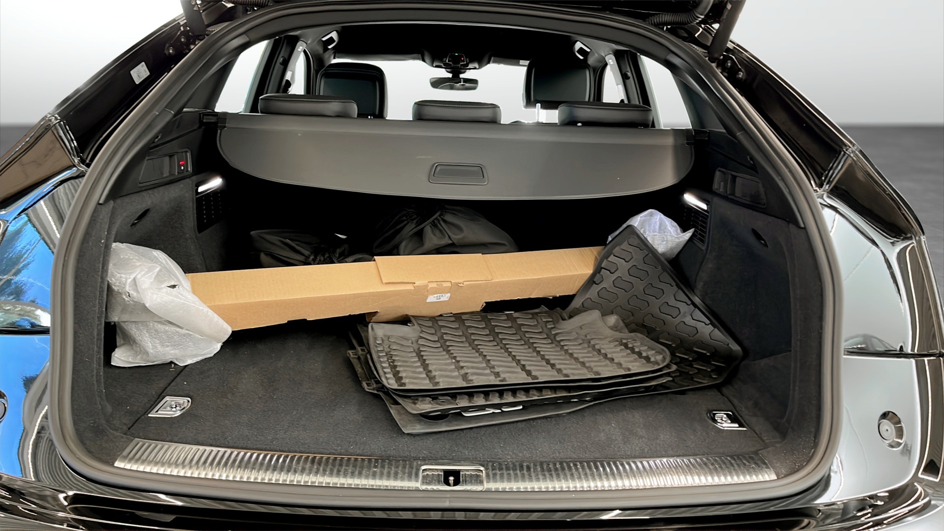 Audi Q5 Sportback TRA42M