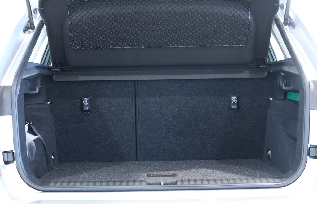 Skoda Kamiq TRB06S