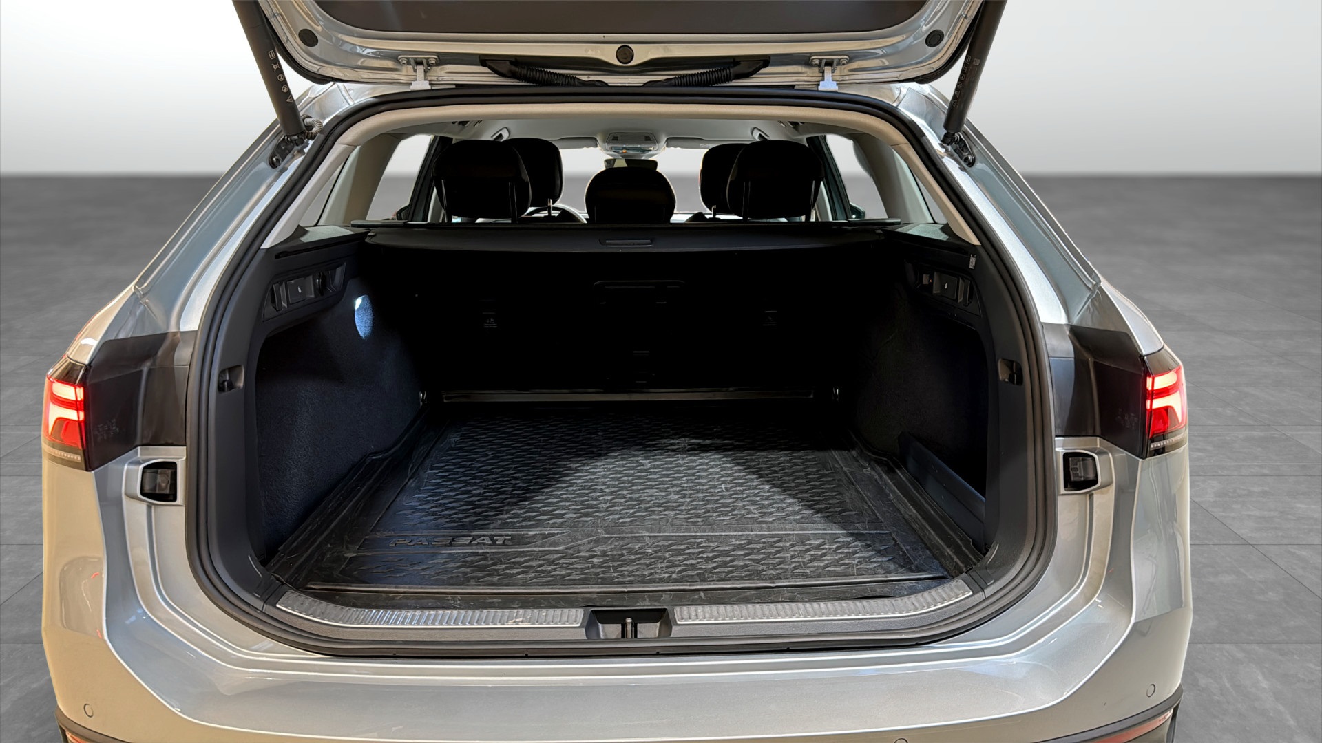 Volkswagen Passat TRB23S