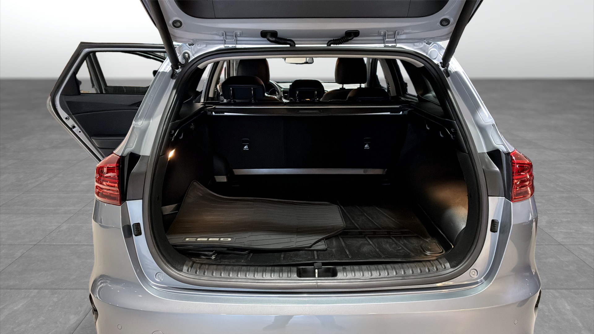 Kia cee'd SW TRB77C