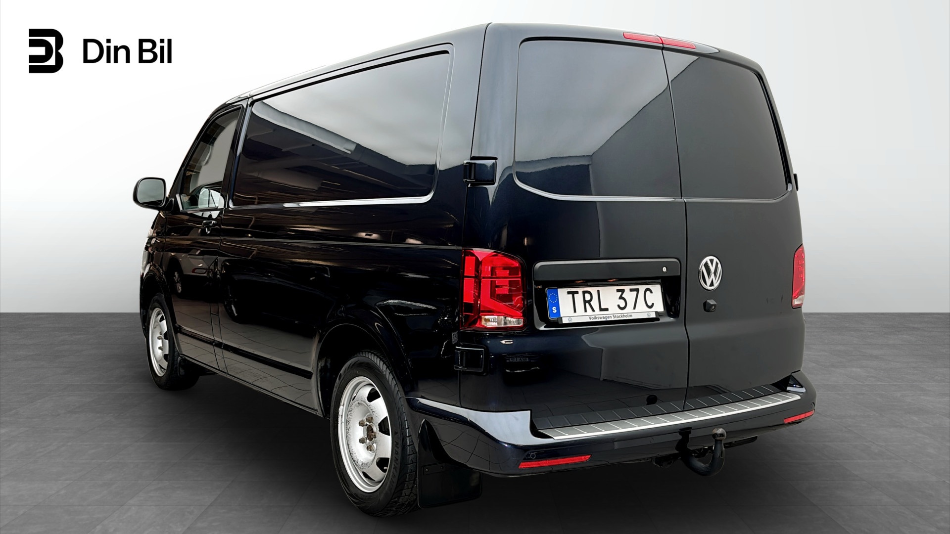 Volkswagen T6 Transporter TRL37C