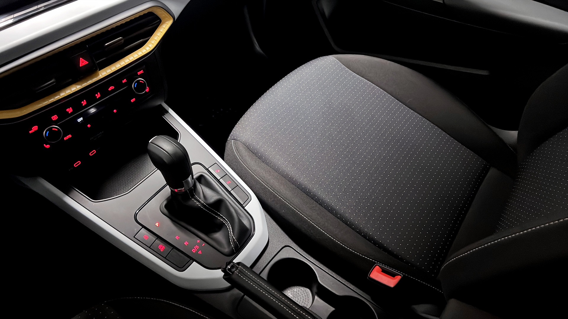 SEAT Arona TRL79S