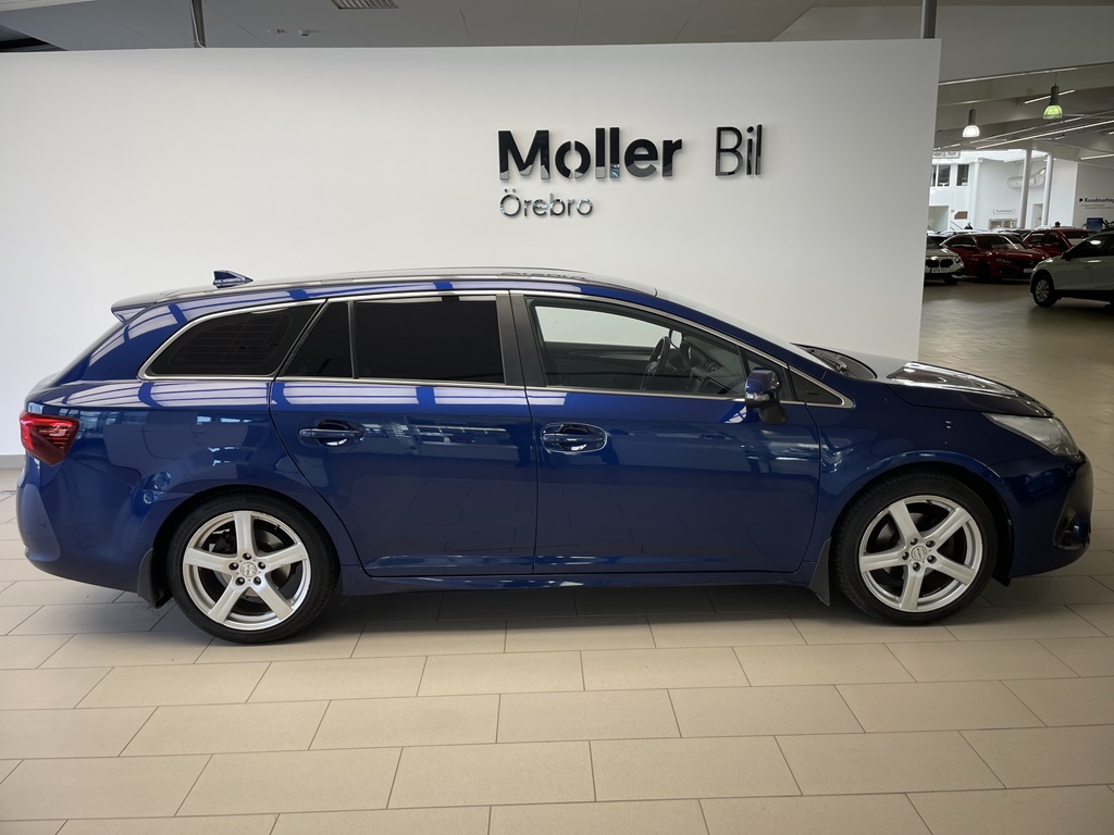 Toyota Avensis TRZ149