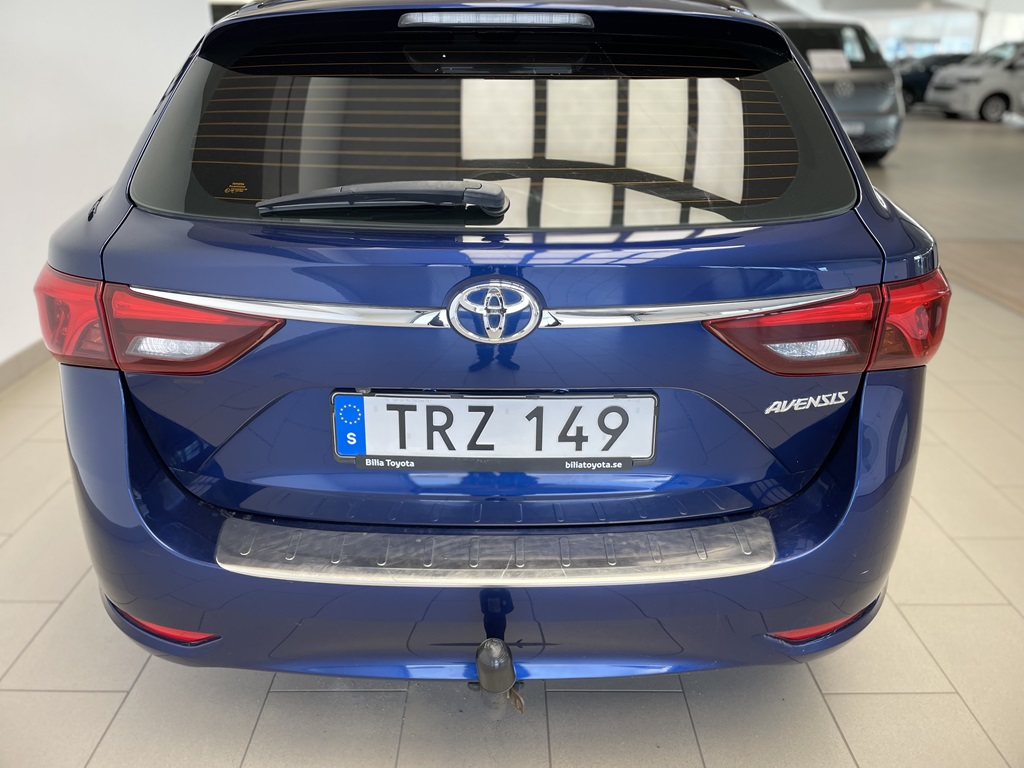 Toyota Avensis TRZ149