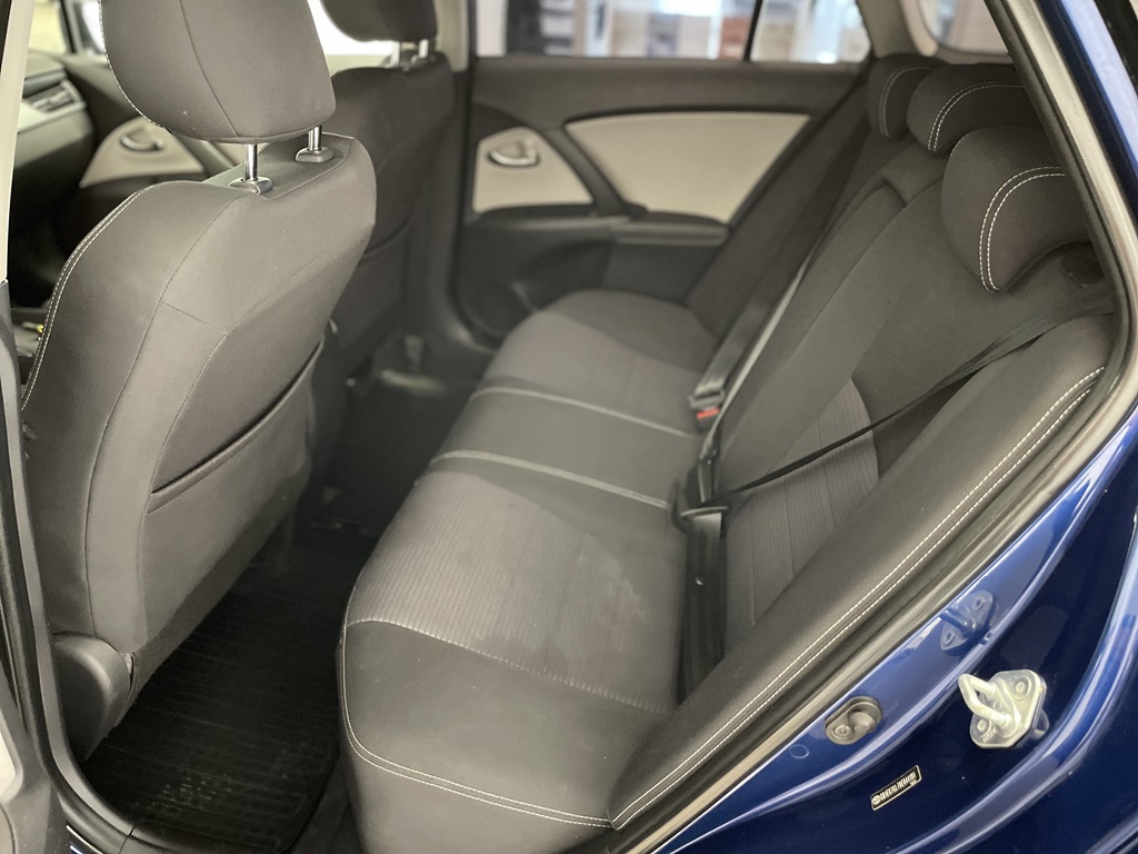 Toyota Avensis TRZ149