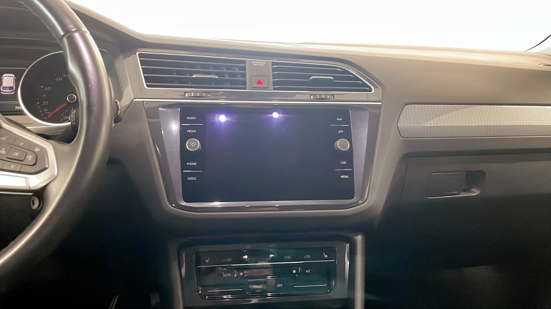 Volkswagen Tiguan TSE37P