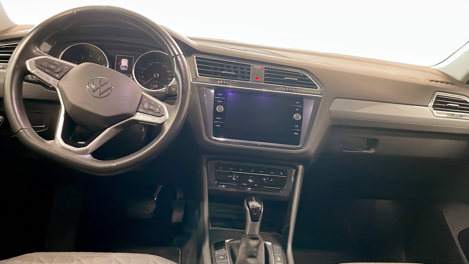 Volkswagen Tiguan TSE37P