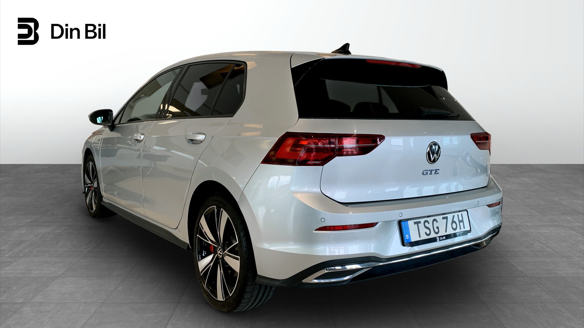 Volkswagen Golf TSG76H