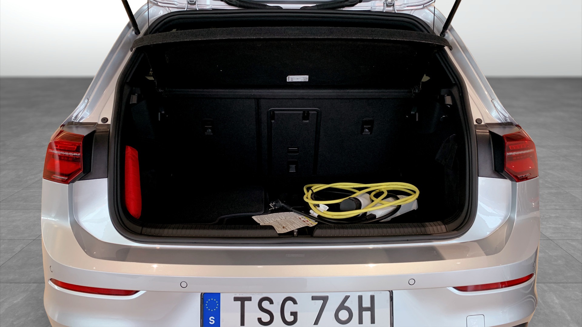 Volkswagen Golf TSG76H