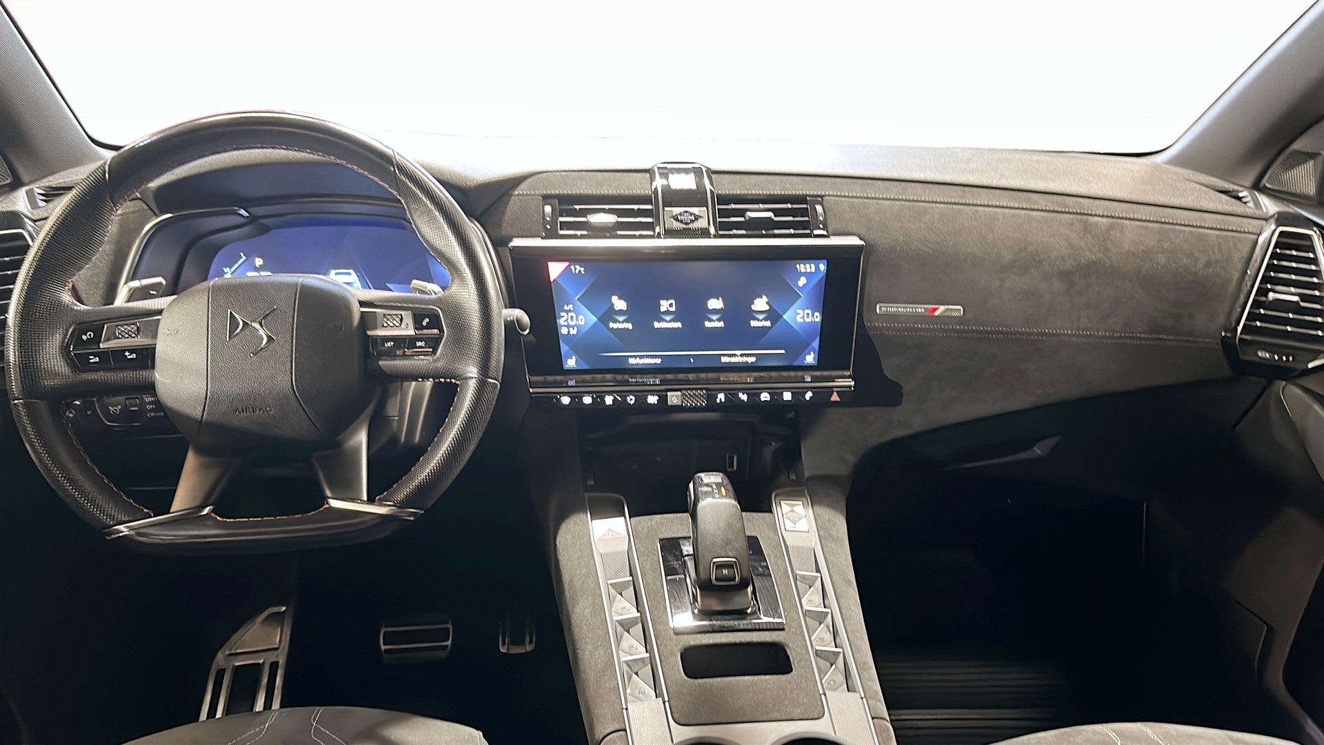 DS DS 7 Crossback TSW76J