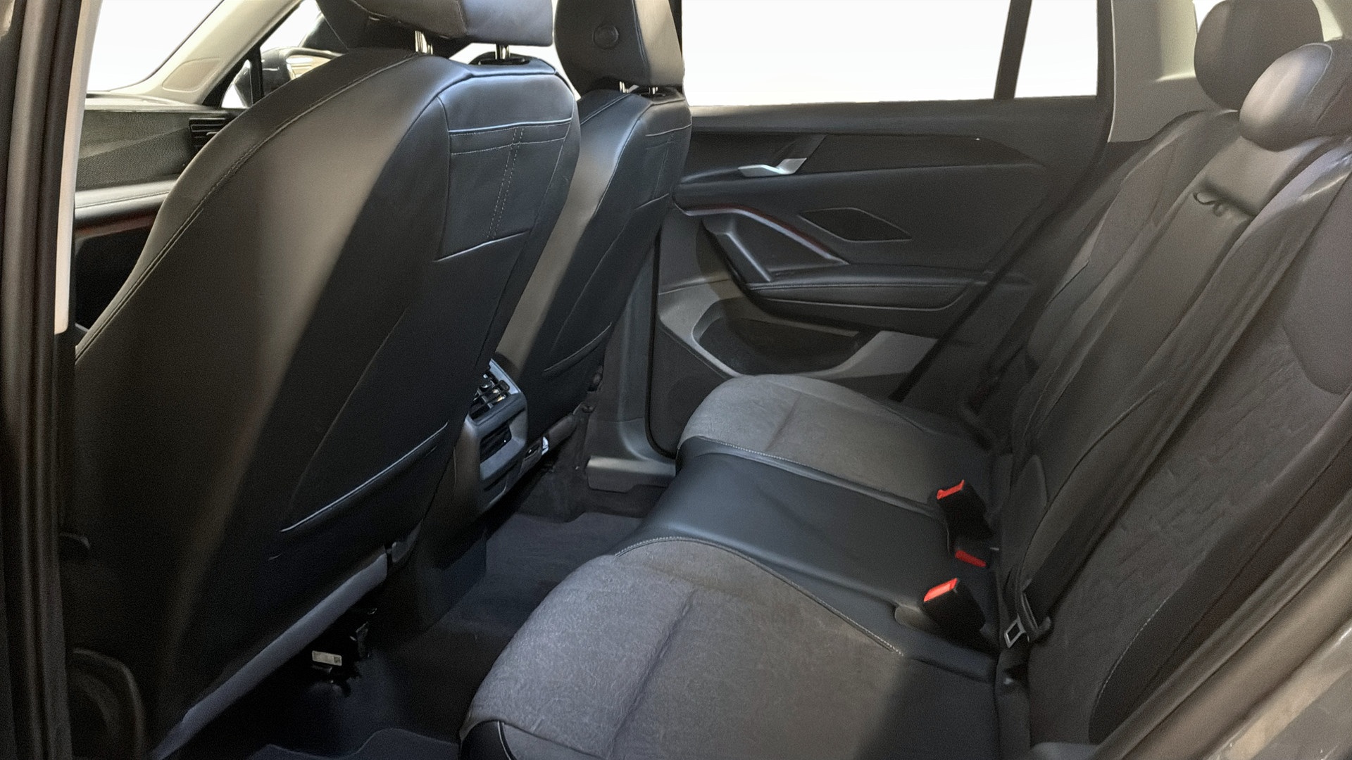 Volkswagen Tiguan TUK79S