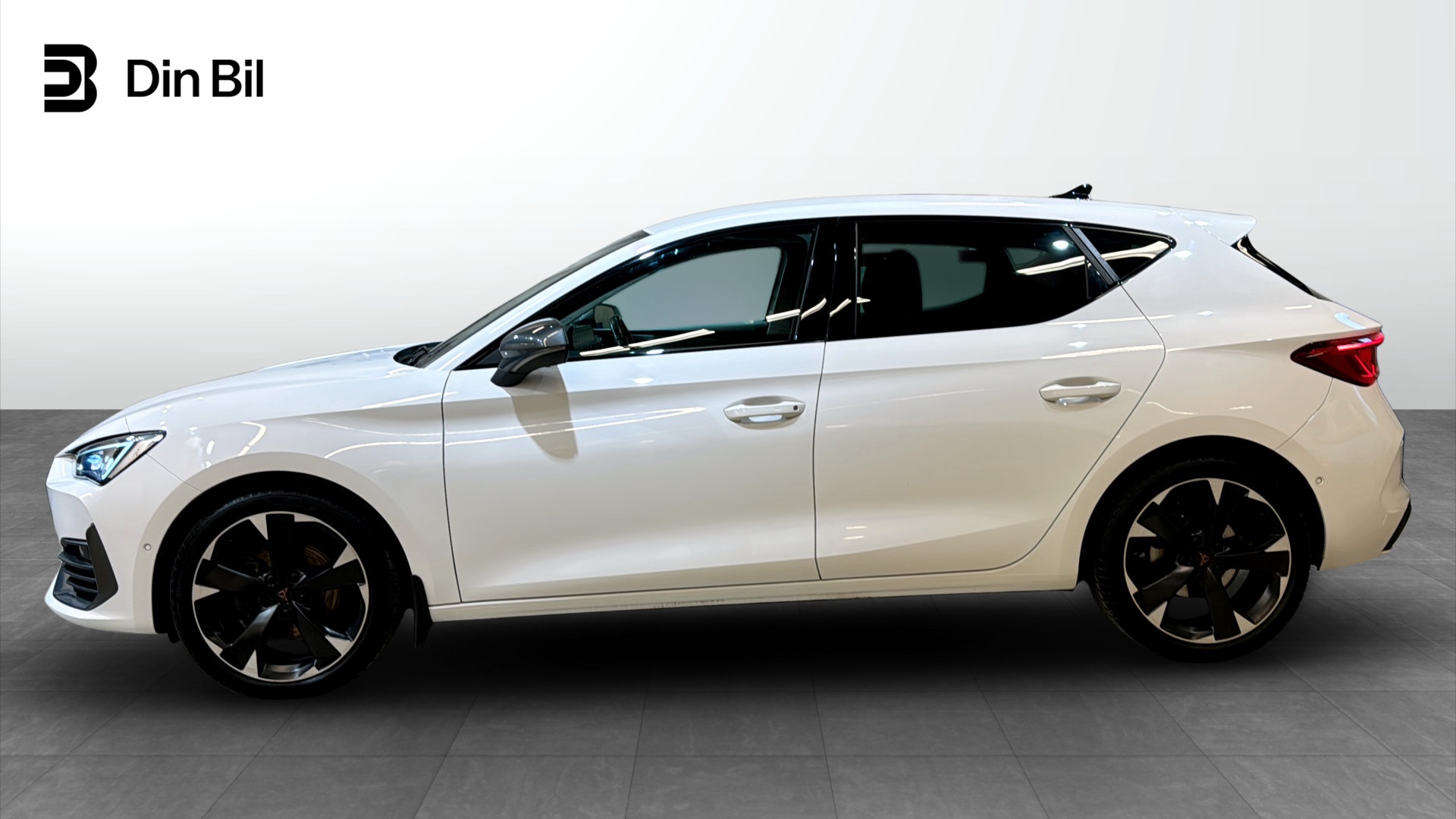 CUPRA Leon TWA36Y