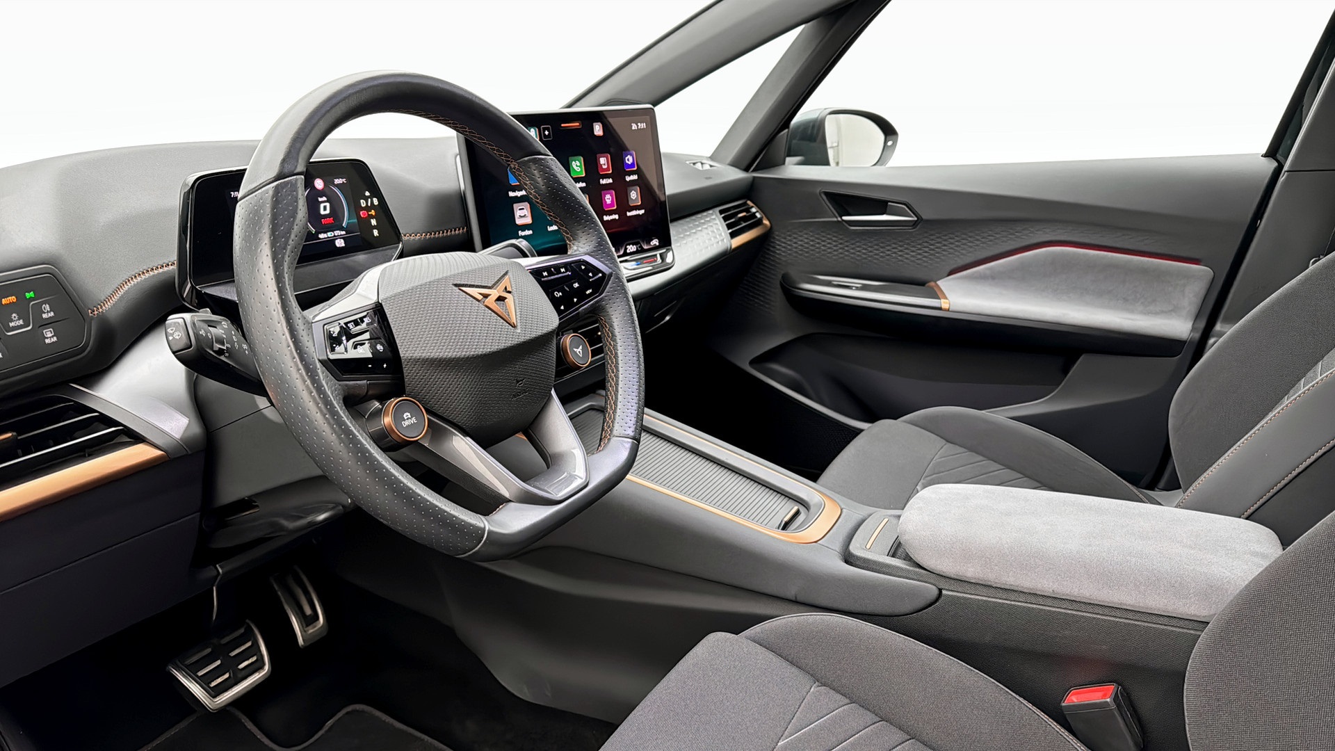 CUPRA Born TWB02N