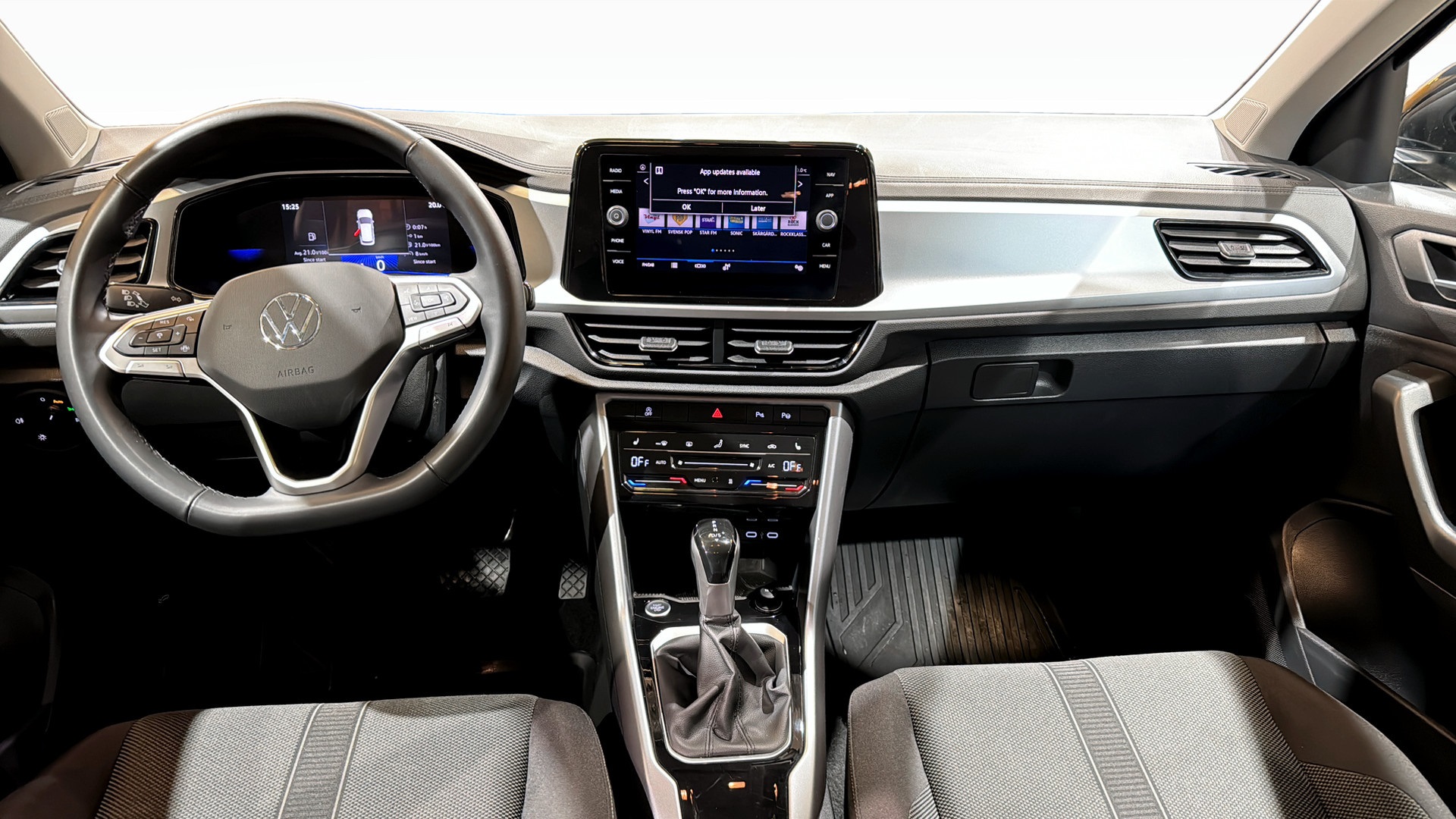 Volkswagen T-Roc TWB15J
