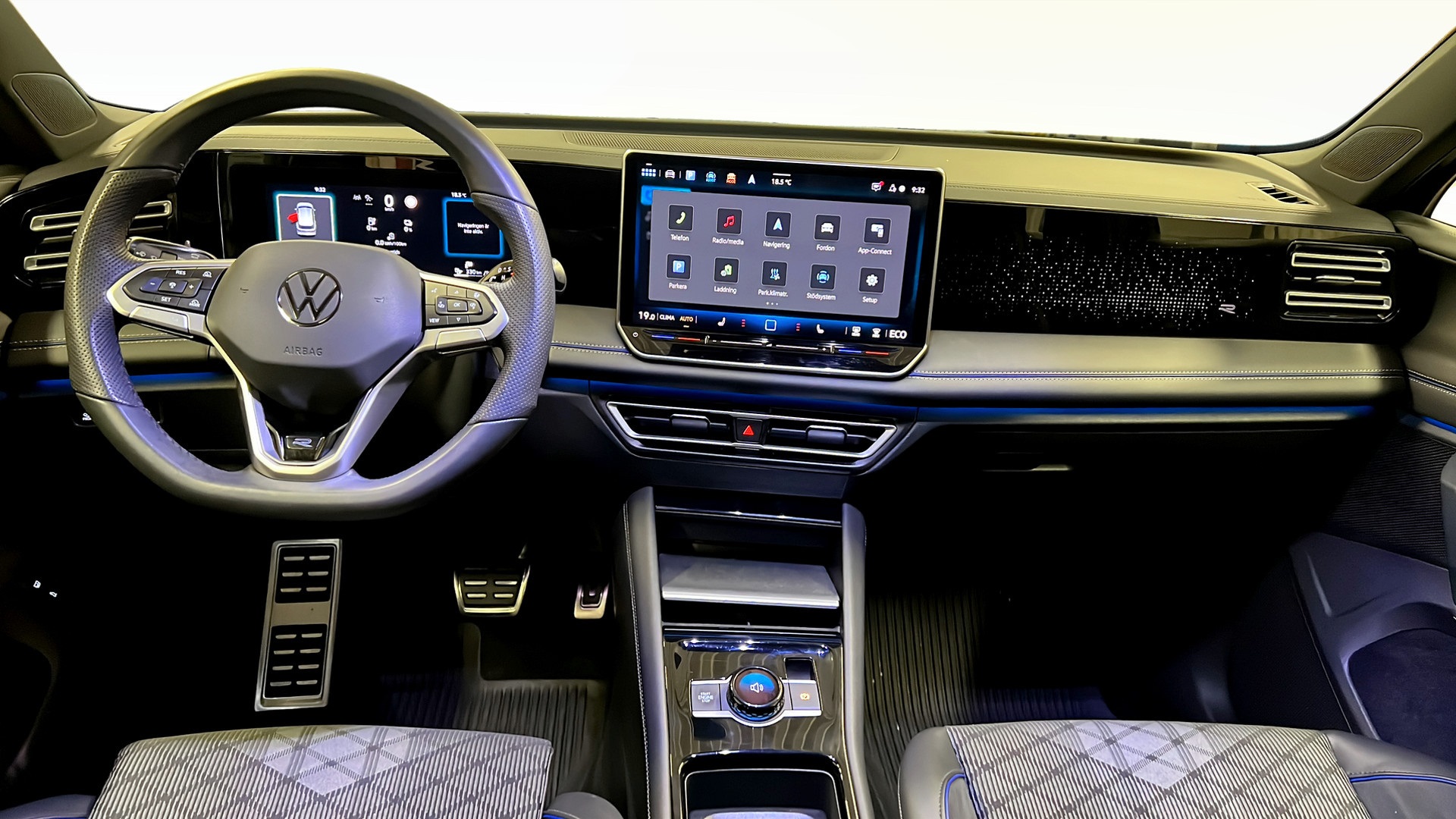 Volkswagen Tiguan TWG16F