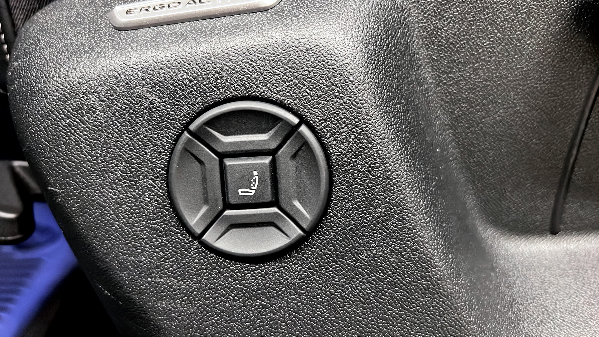 Volkswagen Tiguan TWG16F