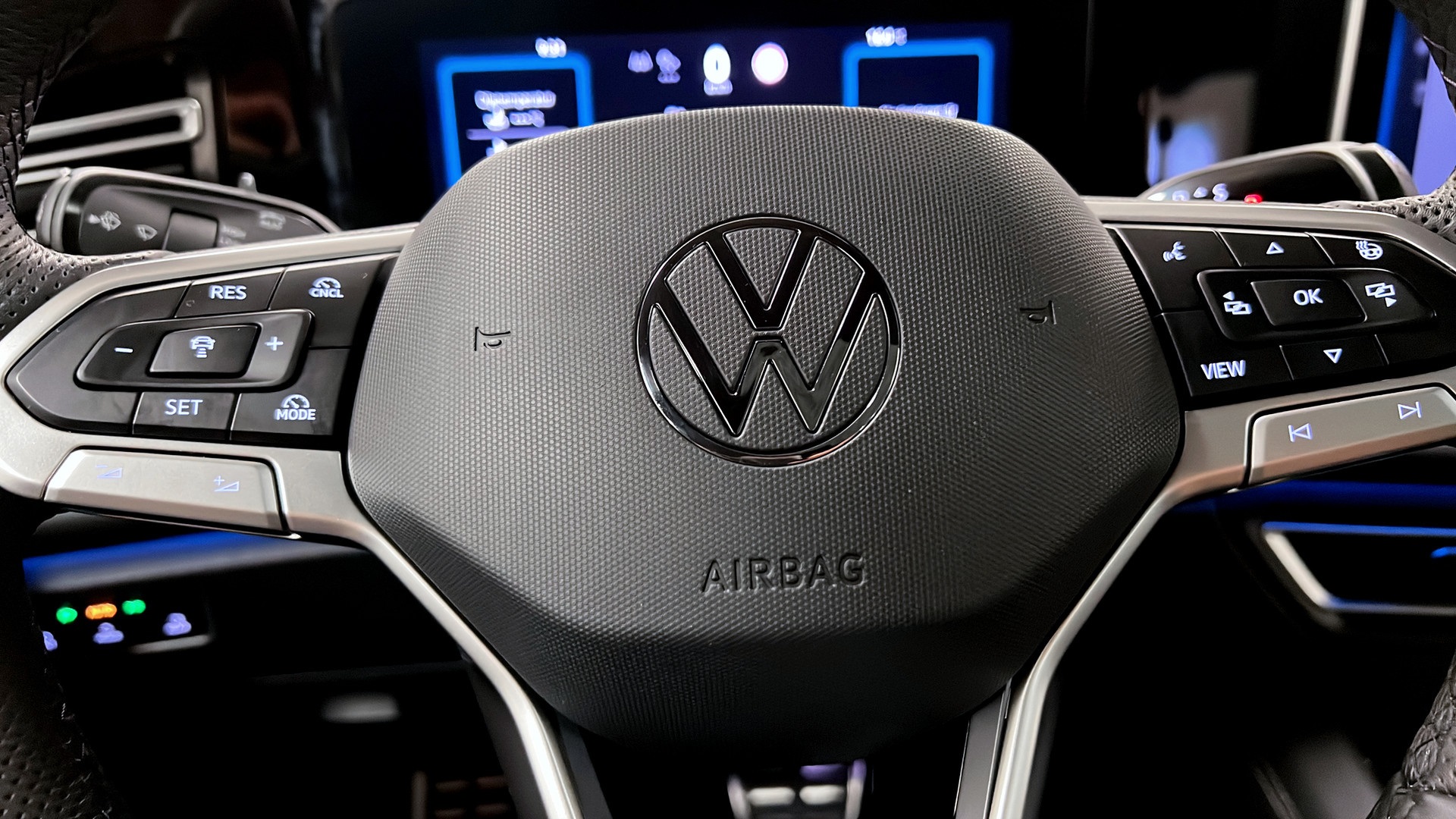 Volkswagen Tiguan TWG16F