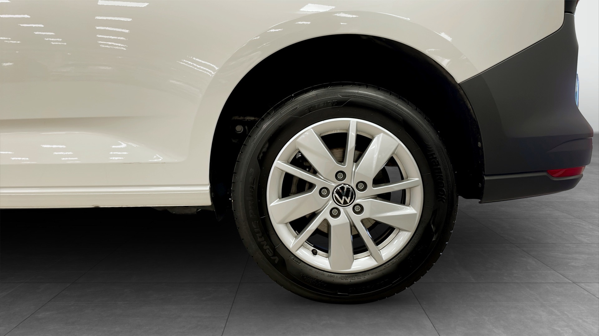 Volkswagen Caddy TXK99H