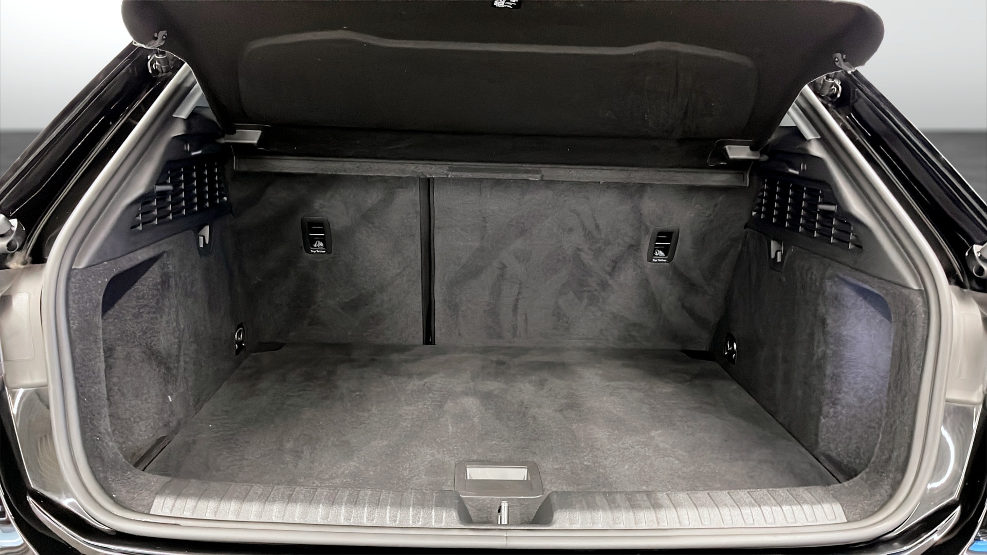 Audi A3 Sportback TXM98J