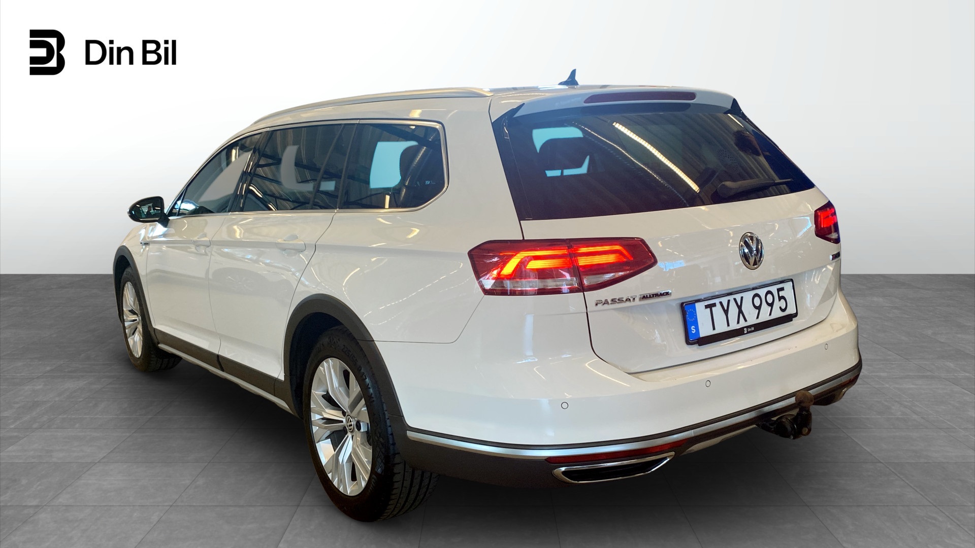 Volkswagen Passat TYX995