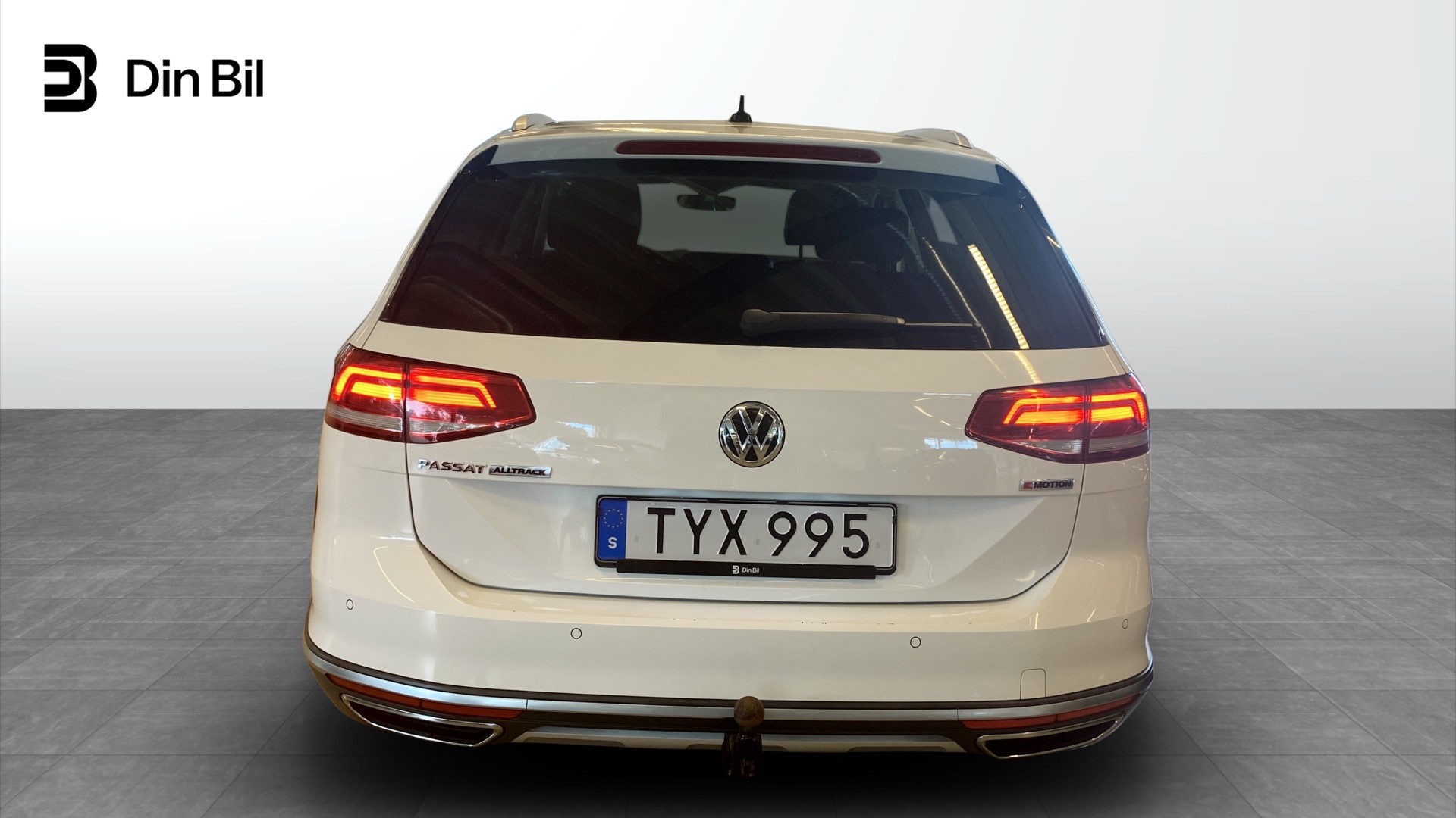 Volkswagen Passat TYX995