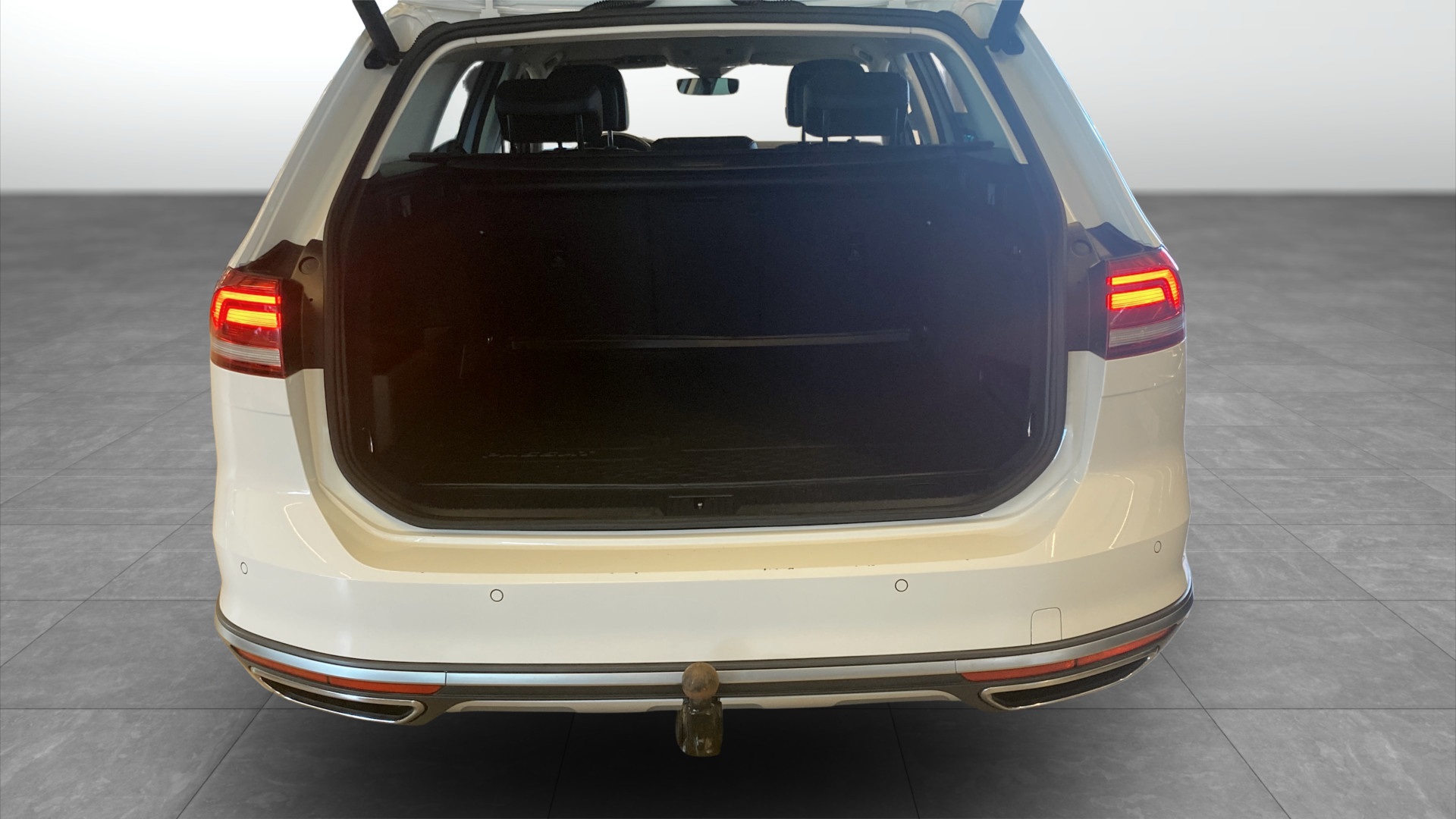 Volkswagen Passat TYX995