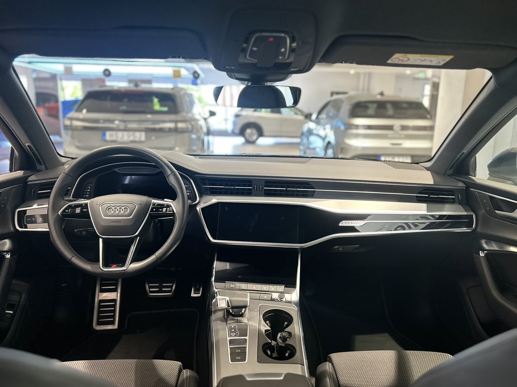 Audi A6 Avant TZJ99H