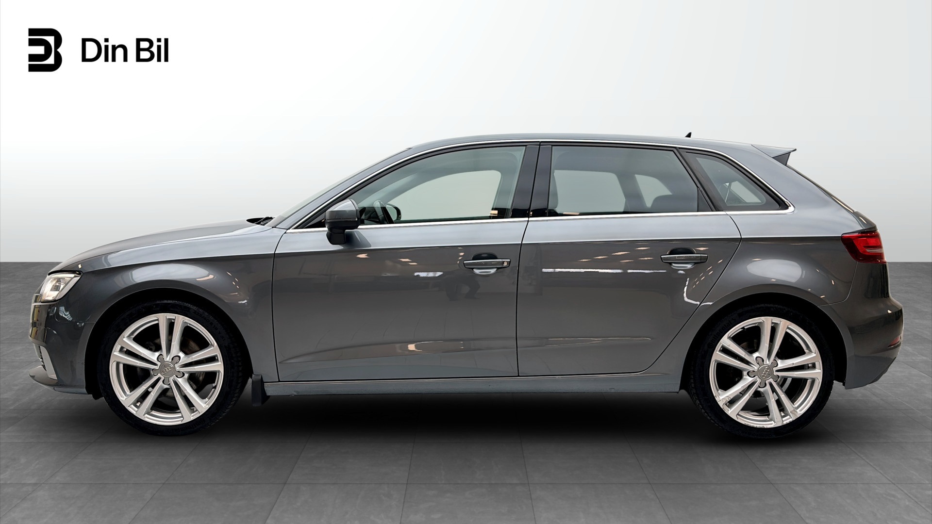 Audi A3 Sportback UAE38X