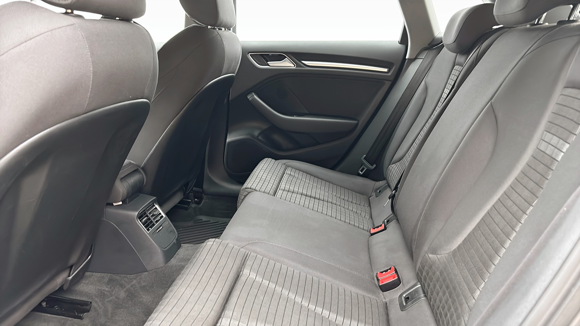 Audi A3 Sportback UAE38X