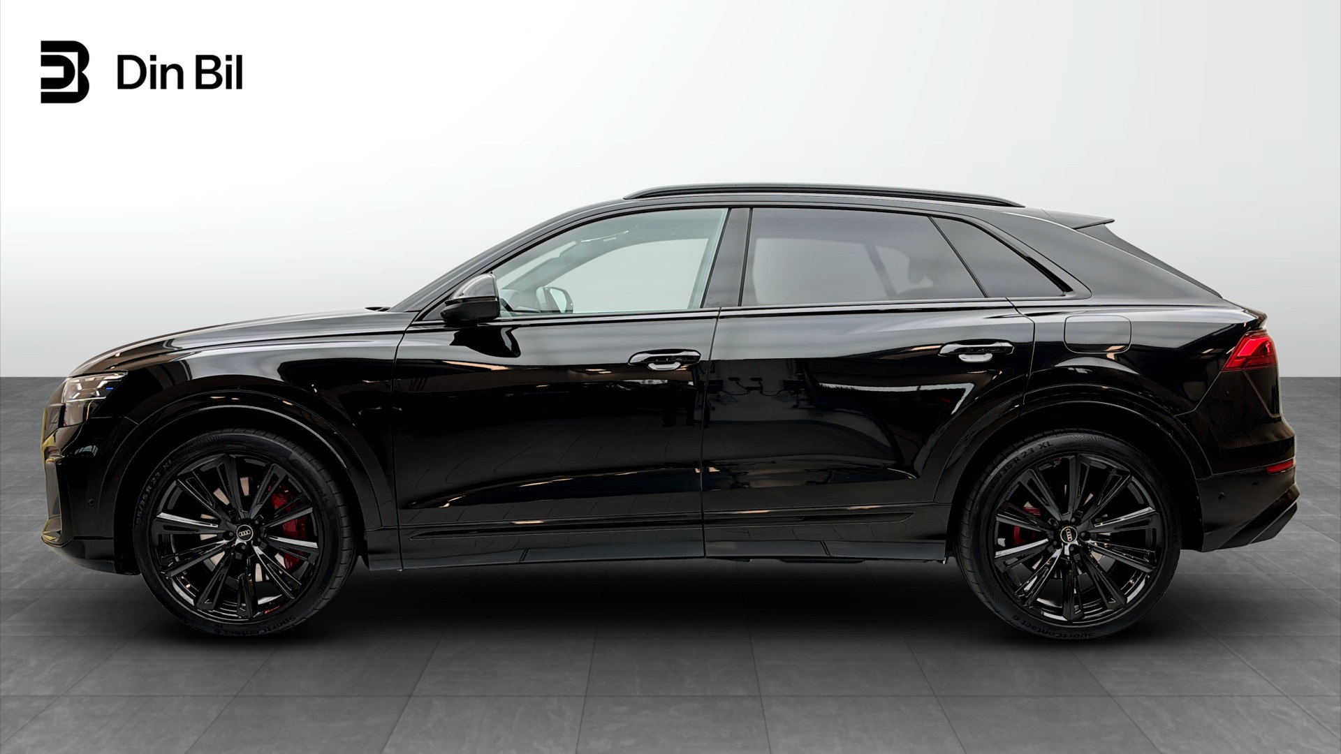 Audi Q8 TFSI e UAG90T